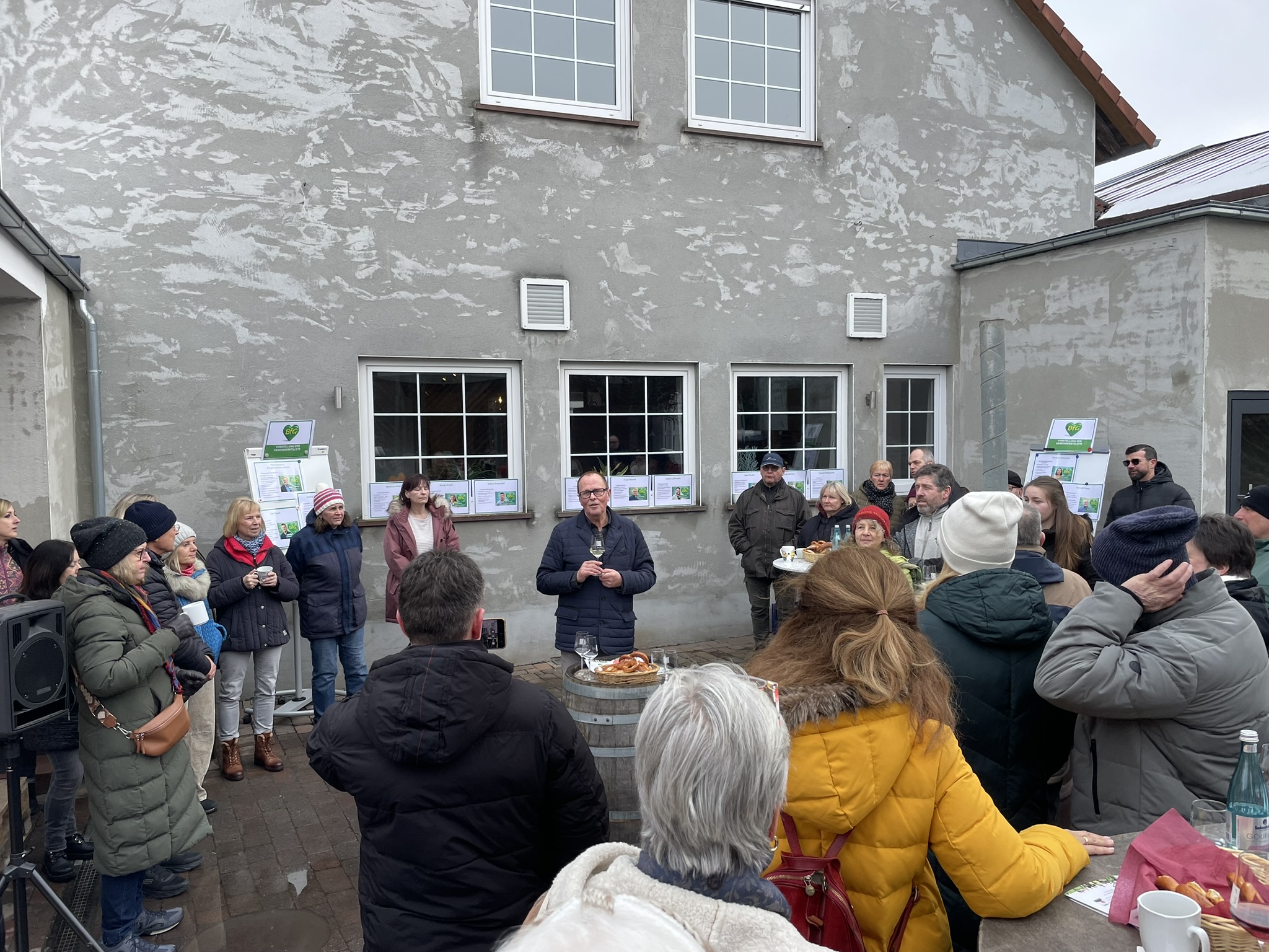 Feuertonnengespräche – Comedy & Musik in entspannter Atmosphäre